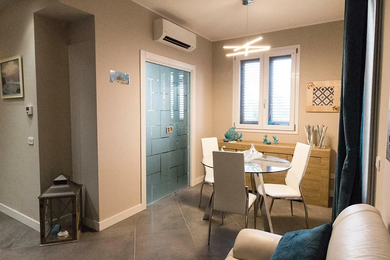 Ze-Vi Home Santa Flavia 0*,  Ιταλία